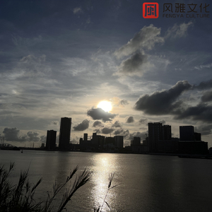 岳洗澡把我弄硬了
